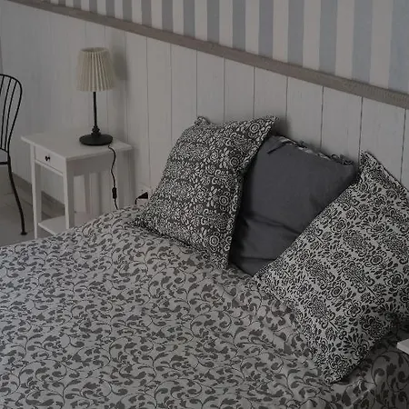 داي ديكوماني فندق مبيت وإفطار 3*