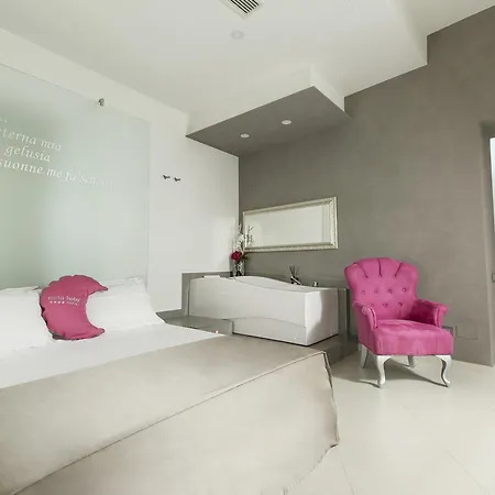 Nunu Hotel Napoli