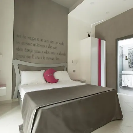 Nunu Hotel 4*