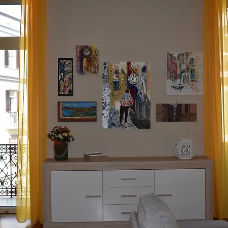 I Vicerè Deluxe 2* Napoli