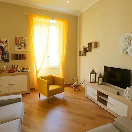 I Vicerè Deluxe 2* Napoli