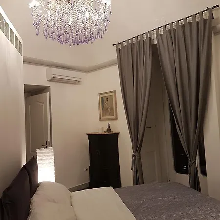 Residenza Dell'opera * Νάπολη