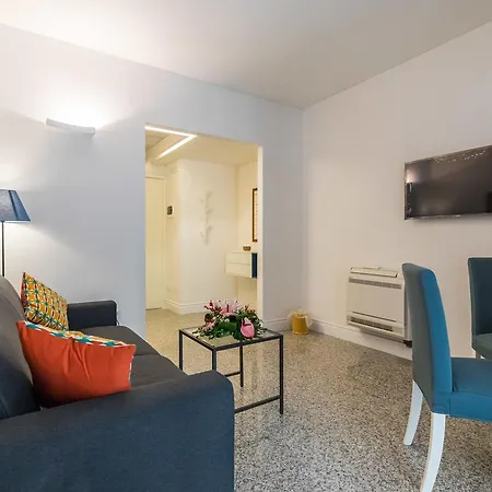 Lungomare Apartment