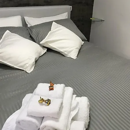 Terrazza Aragon And Bed and breakfast Nápoles