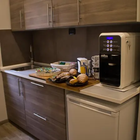 Interno 10 Cavour Naples