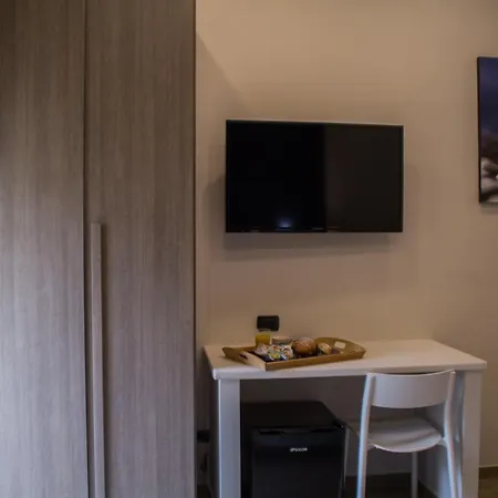 Interno 10 Cavour Naples