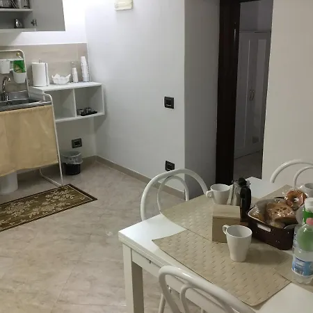 House S. Ferdinando * Naples