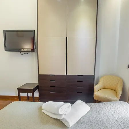 ゲストハウス B ＆b キアイア 32 3*