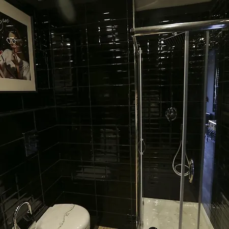 La Perla Nera Suites&happiness Naples