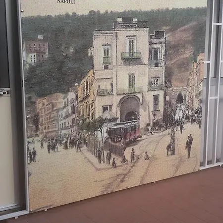 La Torretta Chiaia Bed and Breakfast