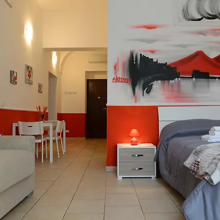 La Torretta Chiaia Bed and Breakfast 3*