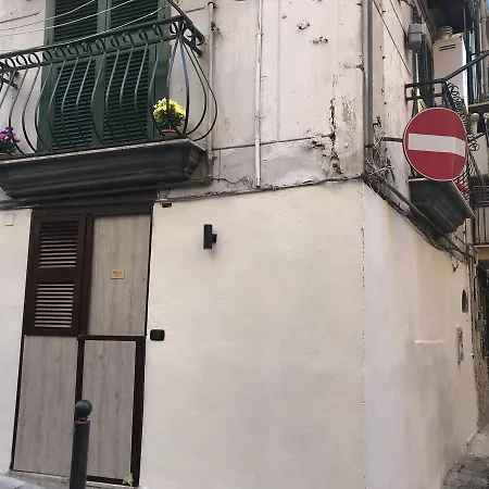 Macla House * Naples