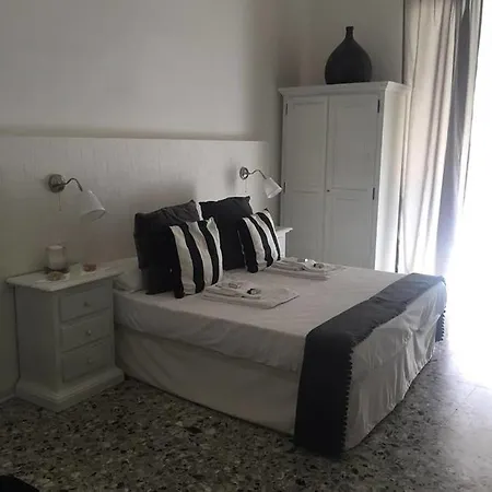 Chiaia House *