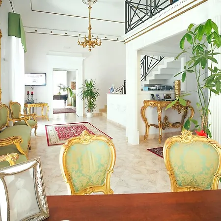 호텔 Napolimia Boutique 4*