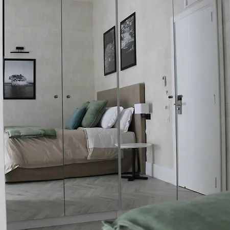 Konukevi Bed No Breakfast Ak 2 Napoli