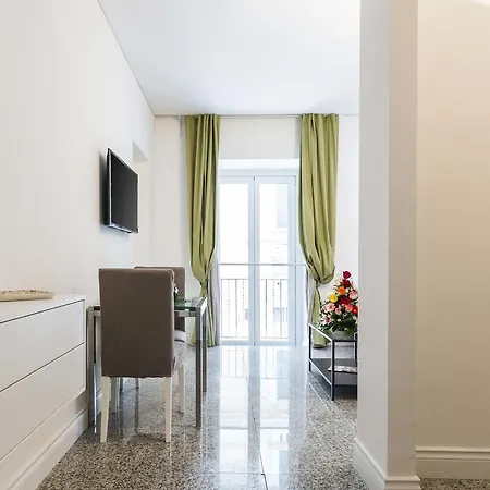 Lungomare Apartment *