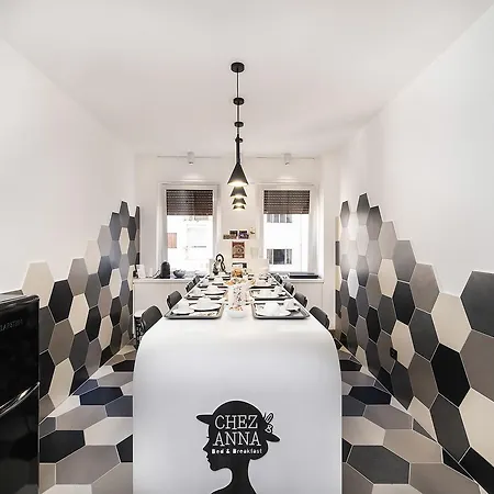 Chez Anna - Adults Only Oda ve Kahvaltı 2*