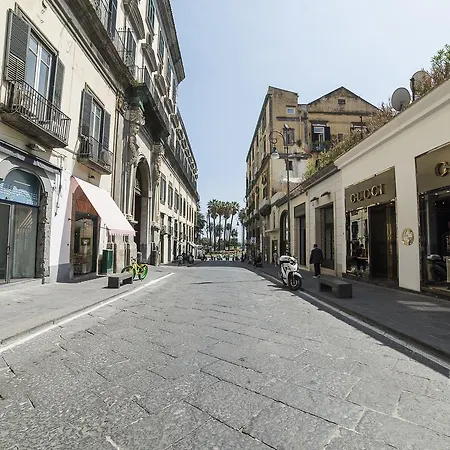 Bed & Breakfast Le Stanze Di Piazza Dei Martiri Naples