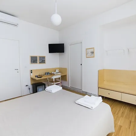 Bed & Breakfast Le Stanze Di Piazza Dei Martiri 5*
