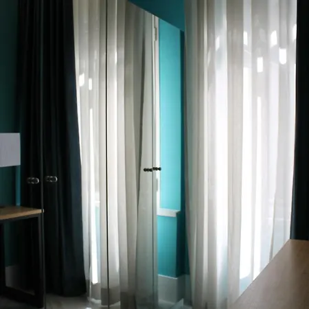 Konukevi Bed No Breakfast Ak 2 Napoli