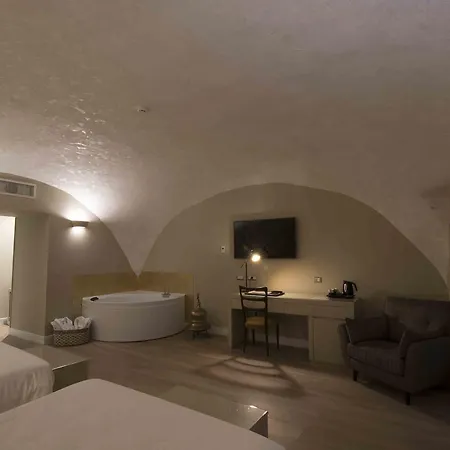Caruso Place Boutique & Wellness