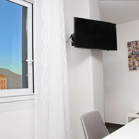 Mondo Suites Apartments *