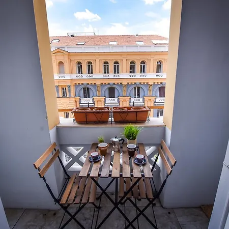 A I R Amore Holiday home *