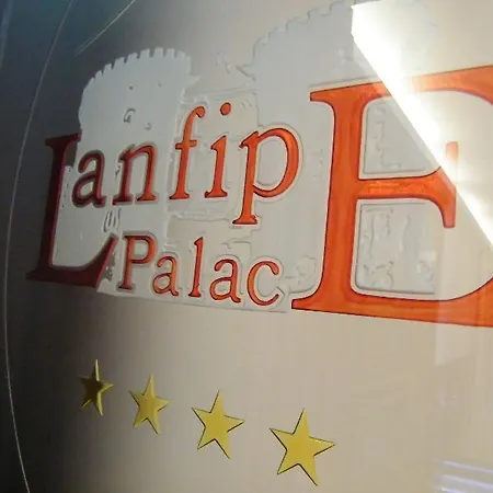 Lanfipe Palace Отель