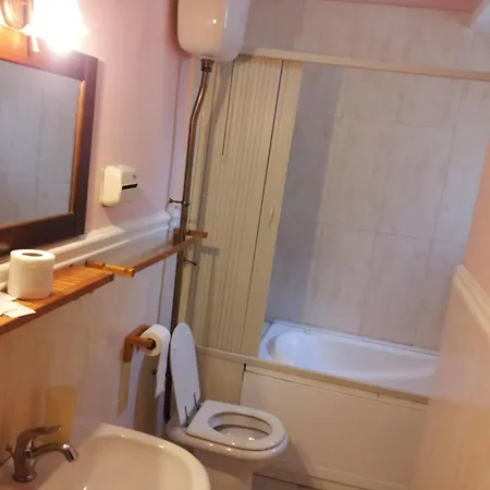 La Storia Di 3* Naples