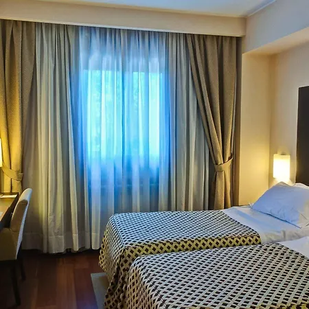 Hotel Western San Germano Naples