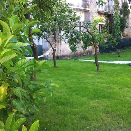 Il Paradiso Di Dante Bed & Breakfast 2*
