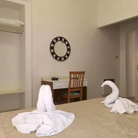 Le Orchidee נאפולי