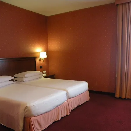 Ramada By Wyndham 4*