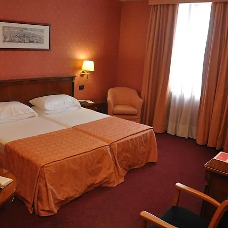 Ramada By Wyndham Hotel 4*