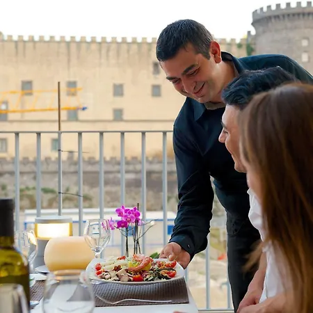 Mercure Centro Angioino Szálloda 4*