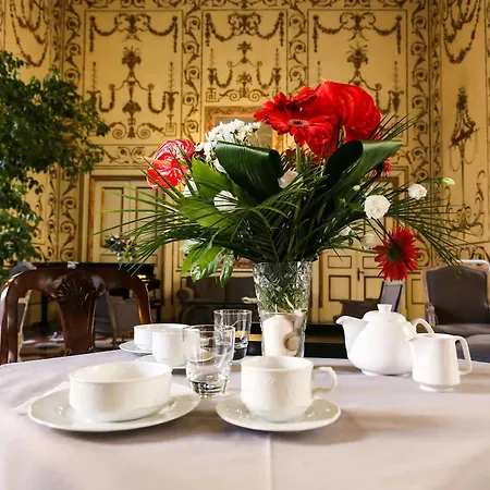 Palazzo Riario Sforza Hotel 4*