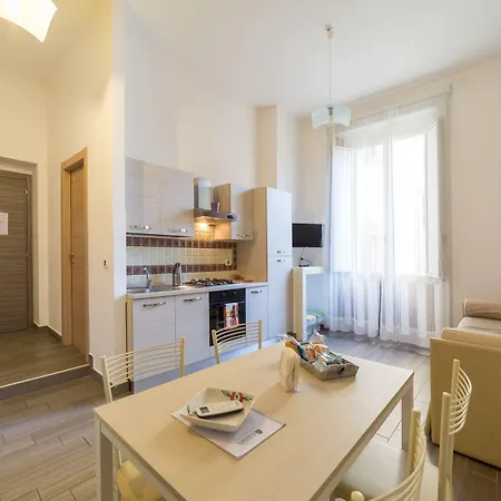 Be Italian Flat Duomo 319 נאפולי