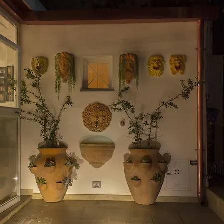 Casa Latina 3* Naples