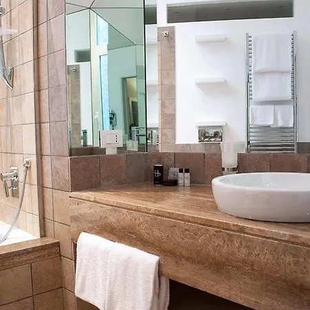 Bed & Breakfast Lhp Parco Margherita 3*