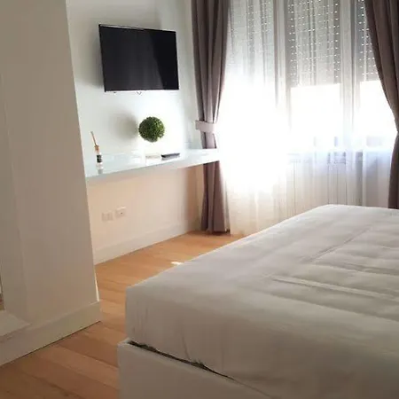 Lhp Parco Margherita 3* Napoli