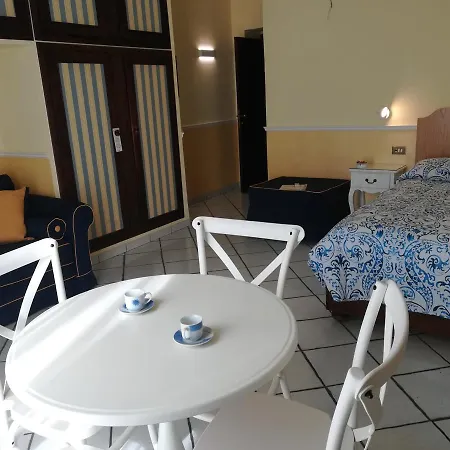 Santa Lucia 50 بيت ضيافة 3*