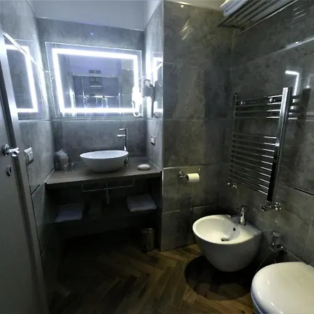 Royal Luxury 3*