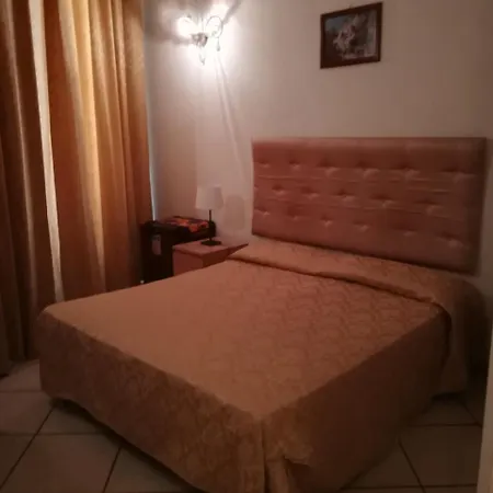 Bovio Pensión Nápoles