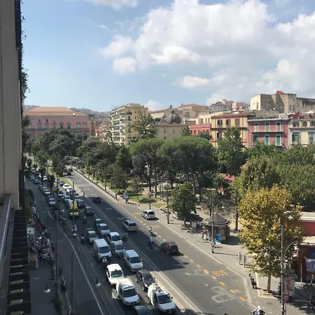 Oda ve Kahvaltı Capitale