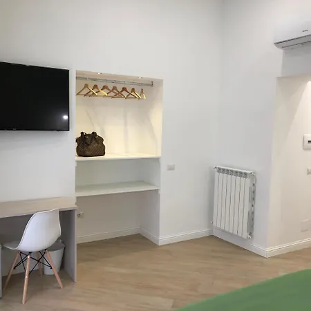 Couette-café Domo Naples