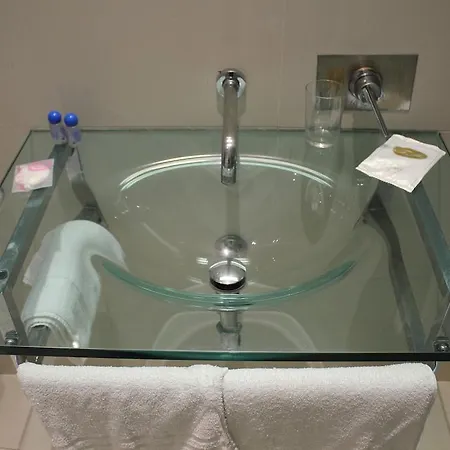 Mh Design Otel