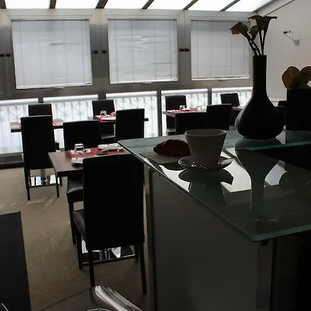 Otel Mh Design 3*