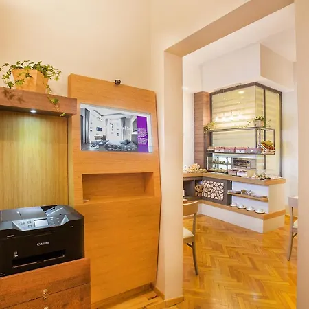 Couette-café Palazzo Depretis Naples