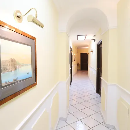 Santa Lucia 50 بيت ضيافة نابولي