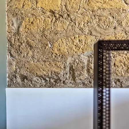 Artemisia Domus - Centro Storico Penzion 2*